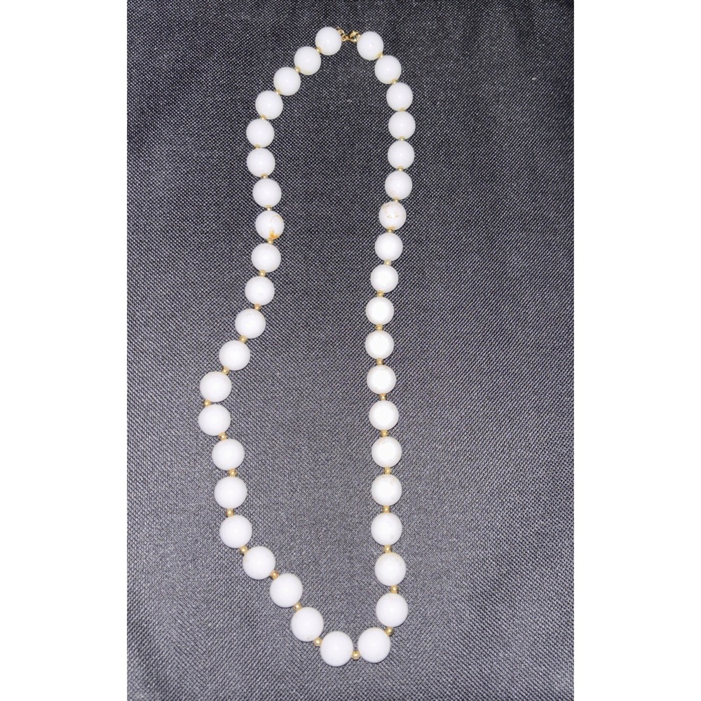 White Beaded Necklace Fashion Jewelry